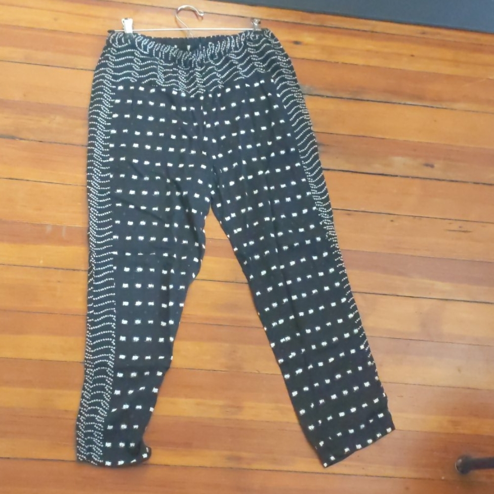 Anthropologie Lilka black and white pattern jogger
